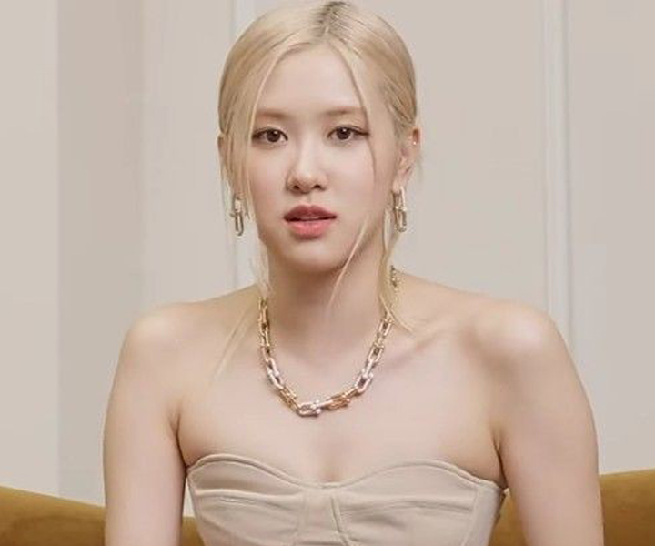 Alternative view of Rosé不鏽鋼手鍊-金1條